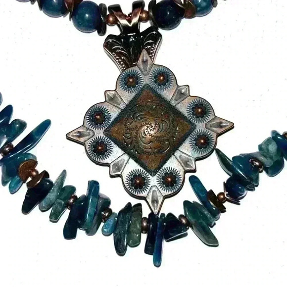 BS 2010 western copper tone stone double strand necklace - Picture 3 of 6